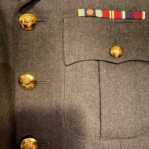 British Royal Air Force Uniform - Picture 2 of 4